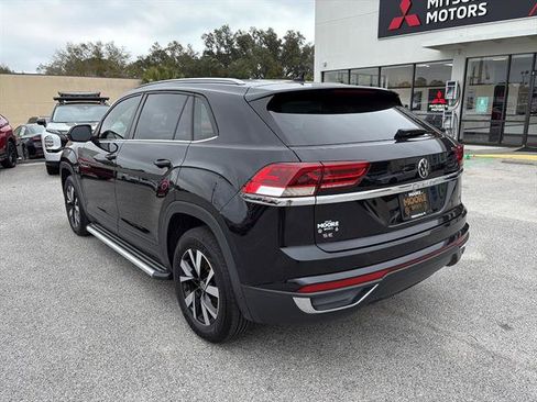 Used 2020 Volkswagen Atlas Cross Sport SE image 4