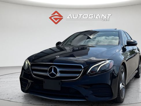 Used 2018 Mercedes-Benz E 300 4MATIC image 4