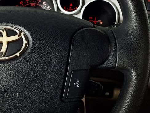 Used 2013 Toyota Tundra 2WD CrewMax w/ SR5 Pkg image 19