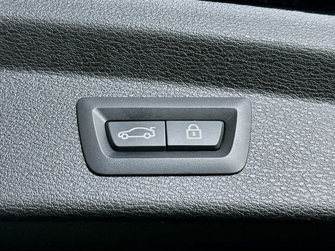 Used 2021 BMW X2 M35i image 29