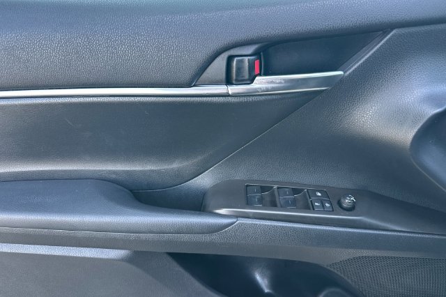 Certified 2024 Toyota Camry SE FWD image 14
