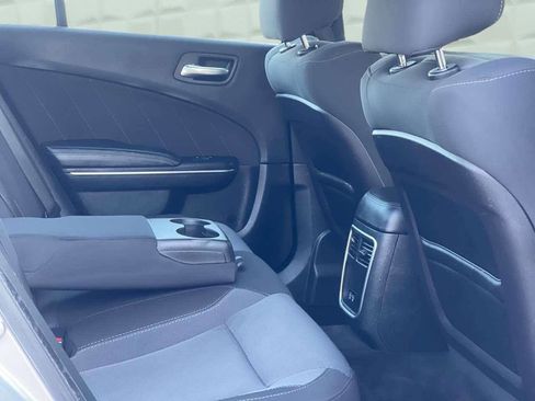 Used 2016 Dodge Charger SXT w/ Driver Confidence Group image 25