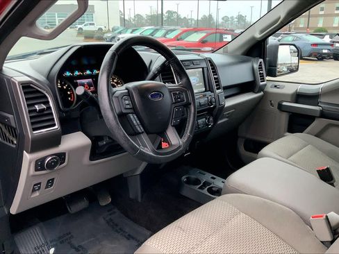 Used 2015 Ford F150 XLT w/ Equipment Group 302A Luxury image 16