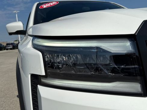 New 2026 Nissan Frontier PRO-4X w/ Pro-4x Convenience Package image 10