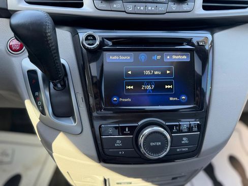 Used 2016 Honda Odyssey Touring Elite image 50
