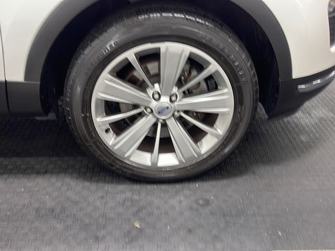 Used 2018 Ford Explorer Limited AWD/4WD image 22