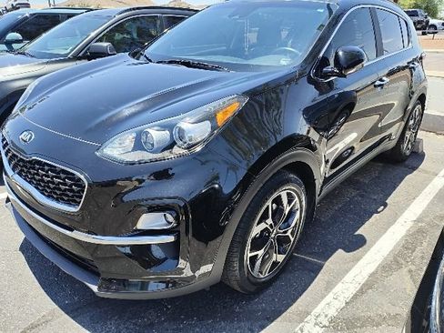 Used 2022 Kia Sportage EX FWD image 12