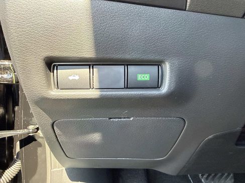 New 2026 Nissan Sentra S w/ S Cold Weather Package FWD image 31