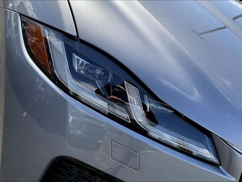 New 2026 Jaguar F-PACE R-Dynamic S image 33