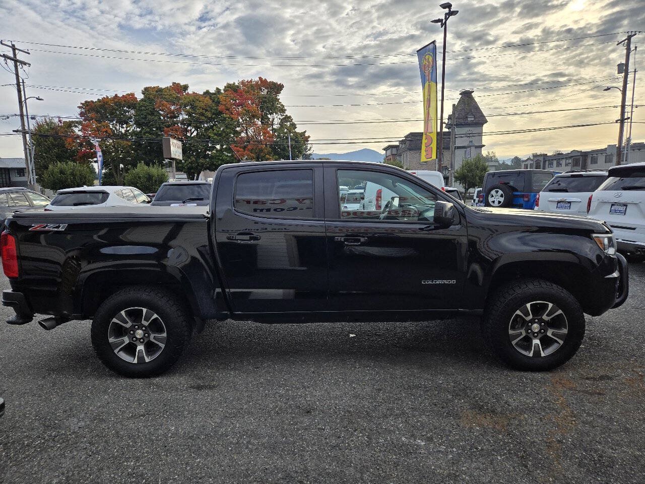 Used 2016 Chevrolet Colorado Z71 AWD/4WD image 4