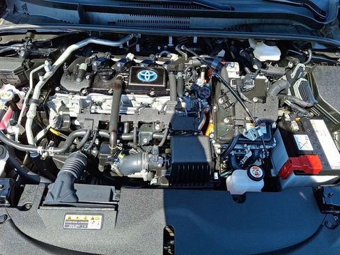 Used 2024 Toyota Corolla LE image 30