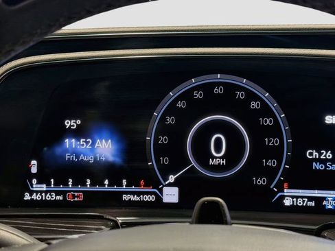 Used 2023 Cadillac Escalade Sport w/ LPO, ONYX Package AWD/4WD image 11