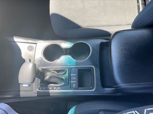 Used 2019 Kia Sorento AWD image 10