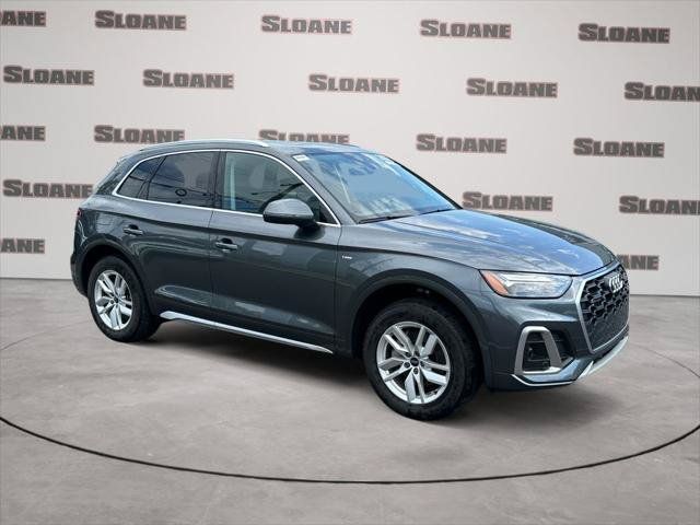 Certified 2023 Audi Q5 2.0T Premium w/ Convenience Package AWD/4WD image 7