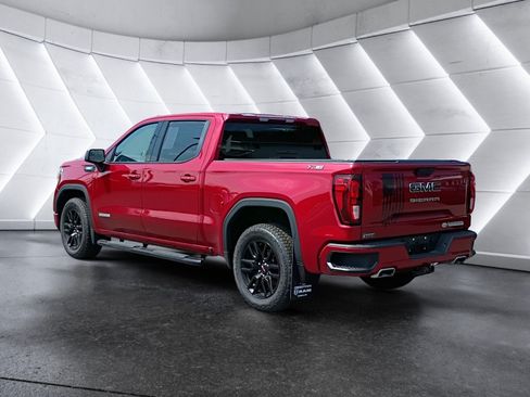Used 2021 GMC Sierra 1500 Elevation w/ X31 Off-Road Package AWD/4WD image 4