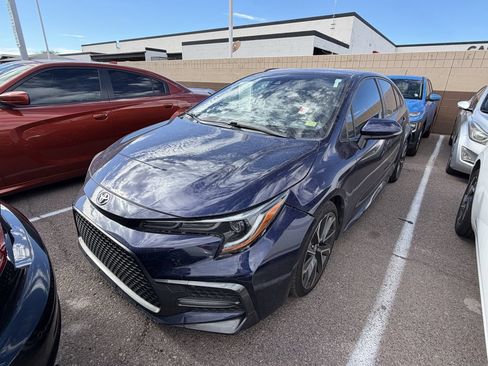 Used 2022 Toyota Corolla SE w/ Carpet Mat Package (TMS) FWD image 3
