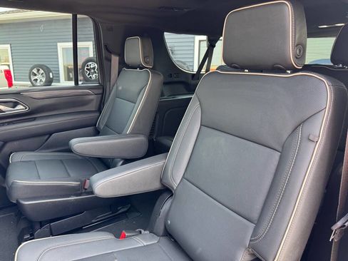 Used 2024 GMC Yukon XL SLT image 27