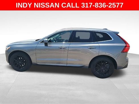 Used 2018 Volvo XC60 T5 Momentum w/ Vision Package AWD/4WD image 18
