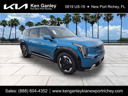 New 2026 Kia EV9 Land
