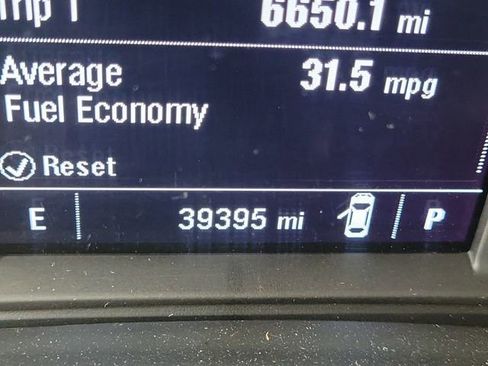 Used 2024 Chevrolet Malibu LT FWD image 29