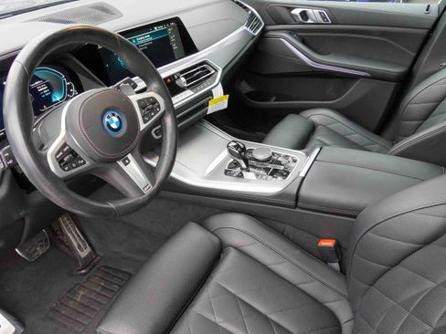 Certified 2023 BMW X5 xDrive45e w/ M Sport Package image 9