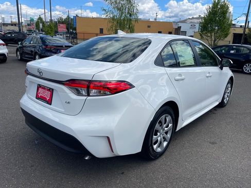 New 2026 Toyota Corolla LE image 10