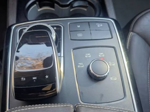 Used 2018 Mercedes-Benz GLE 350 4MATIC image 37