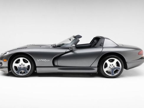 Used 2002 Dodge Viper RT/10 RWD image 9