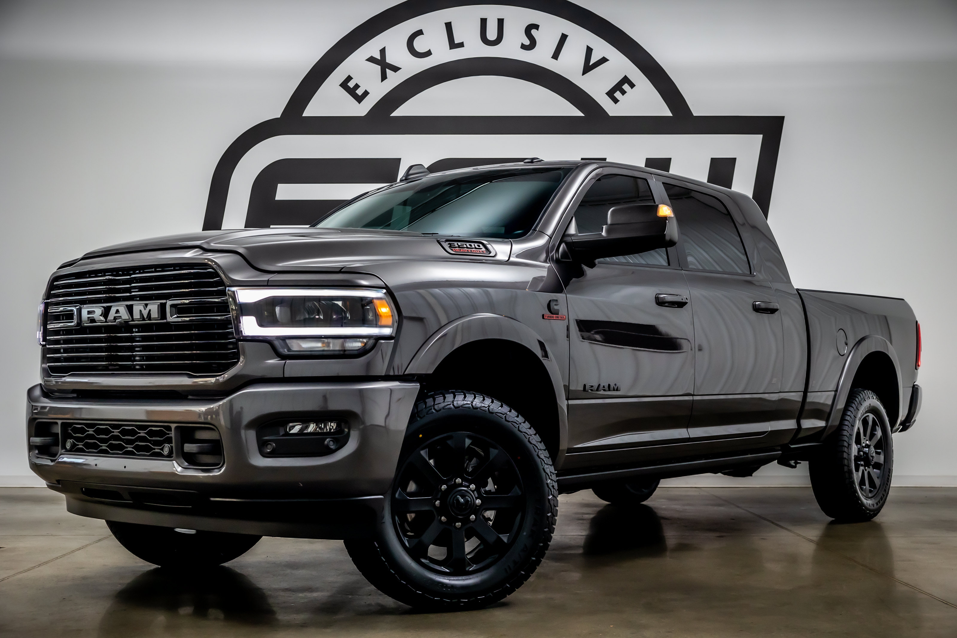 Used 2022 RAM 3500 Laramie AWD/4WD image 1