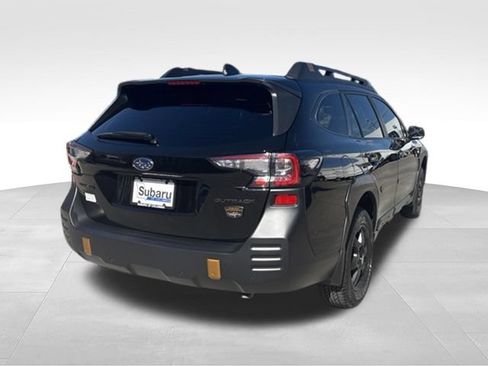 Used 2025 Subaru Outback Wilderness AWD/4WD image 7