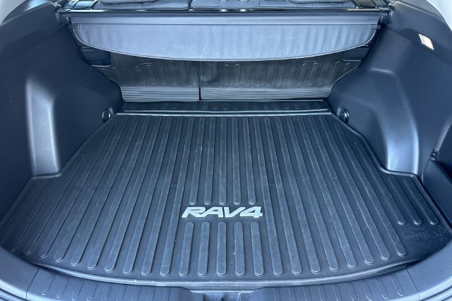 Certified 2023 Toyota RAV4 XLE w/ Convenience Package FWD image 19