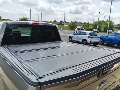 Used 2018 Ford F150 XLT w/ Trailer Tow Package AWD/4WD image 12