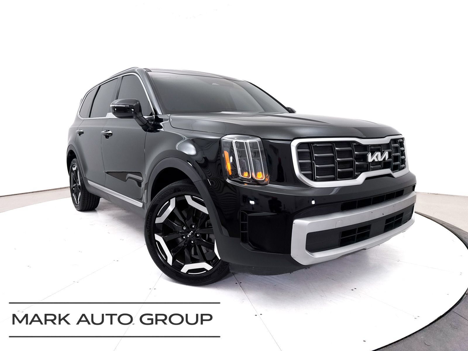 Certified 2024 Kia Telluride S w/ S Sunroof Package FWD image 2