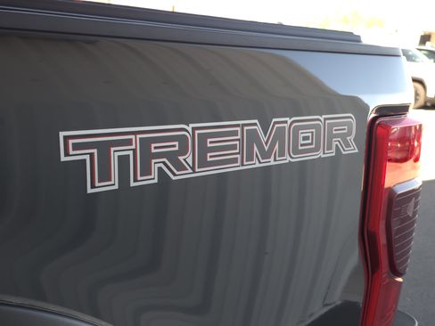 Used 2021 Ford F250 Lariat w/ Tremor Off-Road Package image 4