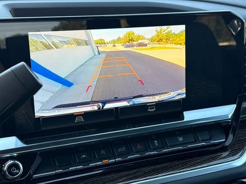 New 2026 GMC Sierra 1500 Elevation image 16