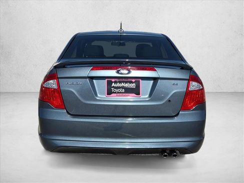 Used 2012 Ford Fusion SE image 7