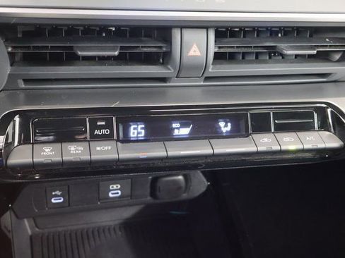 Used 2024 Toyota Prius LE image 20