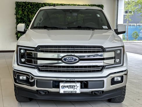 Used 2019 Ford F150 Lariat w/ FX4 Off-Road Package AWD/4WD image 9