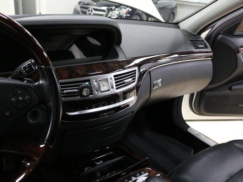 Used 2013 Mercedes-Benz S 550 4MATIC w/ Sport Pkg image 86