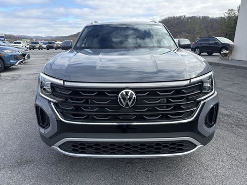 New 2026 Volkswagen Atlas Cross Sport SE AWD/4WD image 2