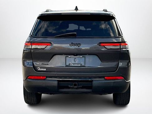 Used 2022 Jeep Grand Cherokee L Laredo image 6