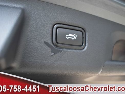 Used 2024 Hyundai Palisade Limited image 9