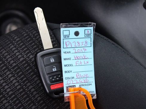 Used 2017 Honda Fit LX image 29