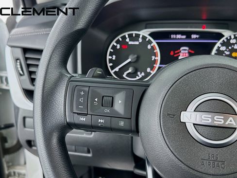 Used 2024 Nissan Rogue S image 14