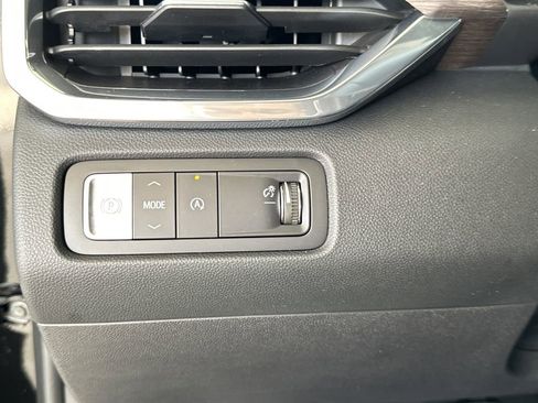 New 2026 GMC Acadia Denali w/ Super Cruise Package FWD image 19