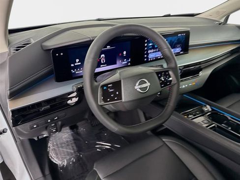 Certified 2025 Nissan Murano SL AWD/4WD image 10