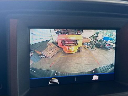 Used 2021 Chevrolet Colorado W/T RWD image 14