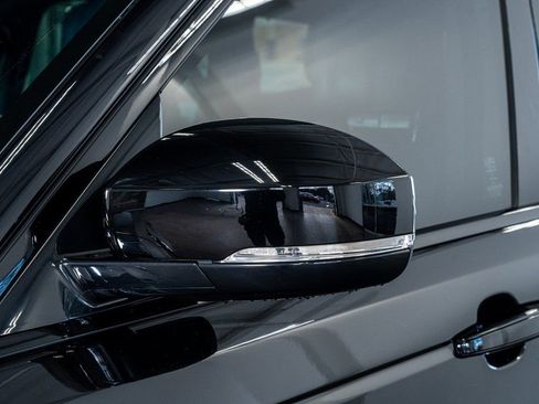 Used 2019 Land Rover Range Rover Sport HST image 24