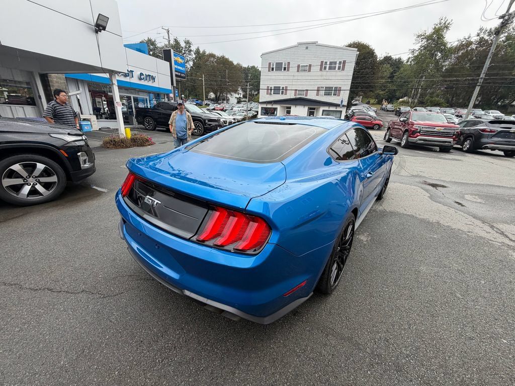 Used 2019 Ford Mustang GT w/ GT Performance Package RWD image 5