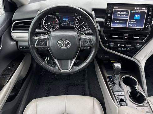 Used 2024 Toyota Camry SE w/ Cold Weather Package image 14